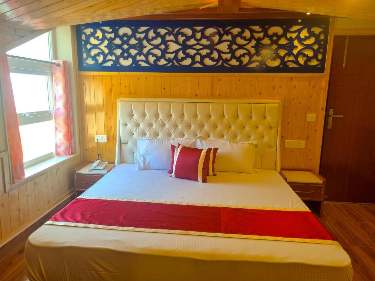 קסאולי Hotel Wood Stock Luxury - A Boutique Property - Penthouse - Open Air Restaurant & Terrace מראה חיצוני תמונה