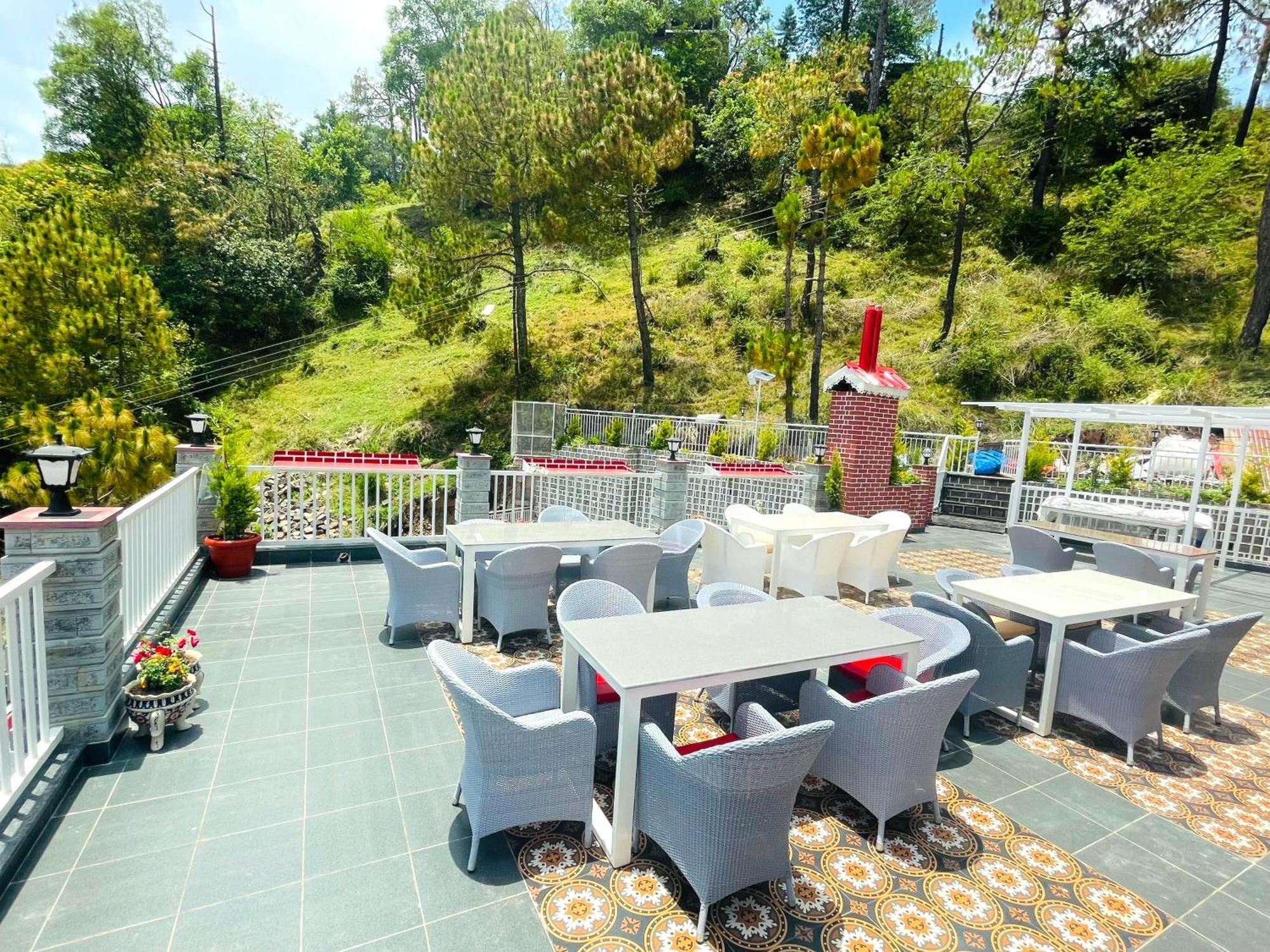 קסאולי Hotel Wood Stock Luxury - A Boutique Property - Penthouse - Open Air Restaurant & Terrace מראה חיצוני תמונה